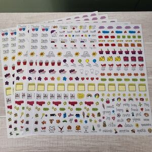 Bundle Of 5 sheets of 258 busy mom stickers reminders event planner